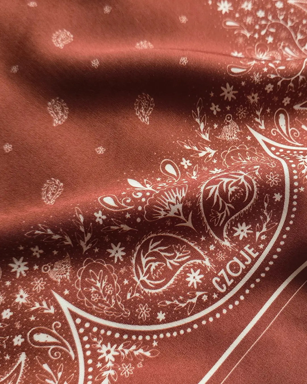 Wiskozowa apaszka bandana Rozalia 49x49 cm różowa w kwiaty - Czaje handmade Polska