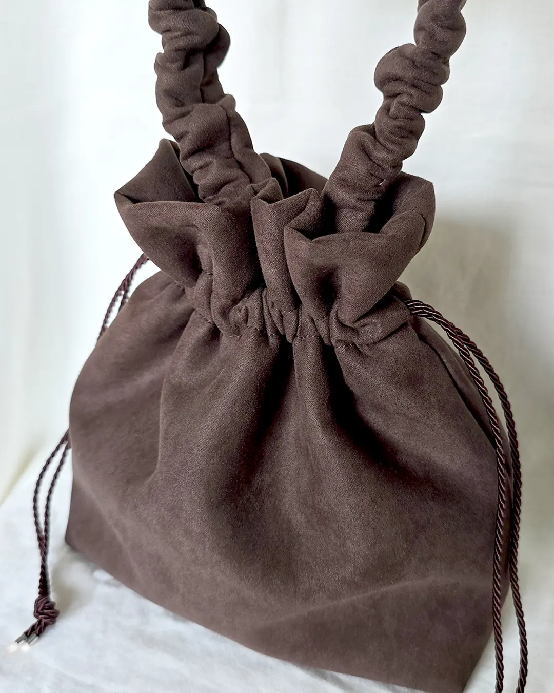 Mała torebka na ramię Bonbon Choco Musk handmade — Czaje Polska