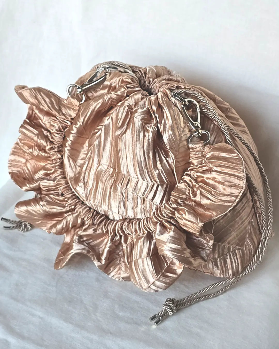 Mała torebka na ramię Flowerhead Amber Dusk Silver poliestrowy żakard srebrne okucia handmade - Czaje Polska