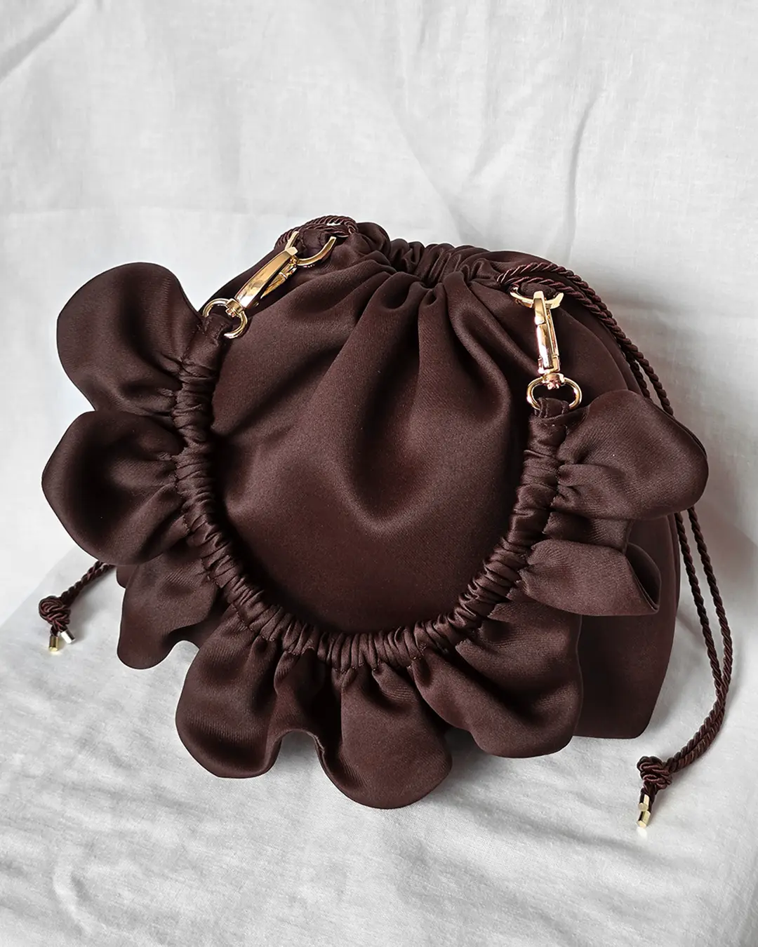 Mała torebka na ramię Flowerhead Cocoa Fern Gold tkanina tekstylna złote okucia handmade - Czaje Polska