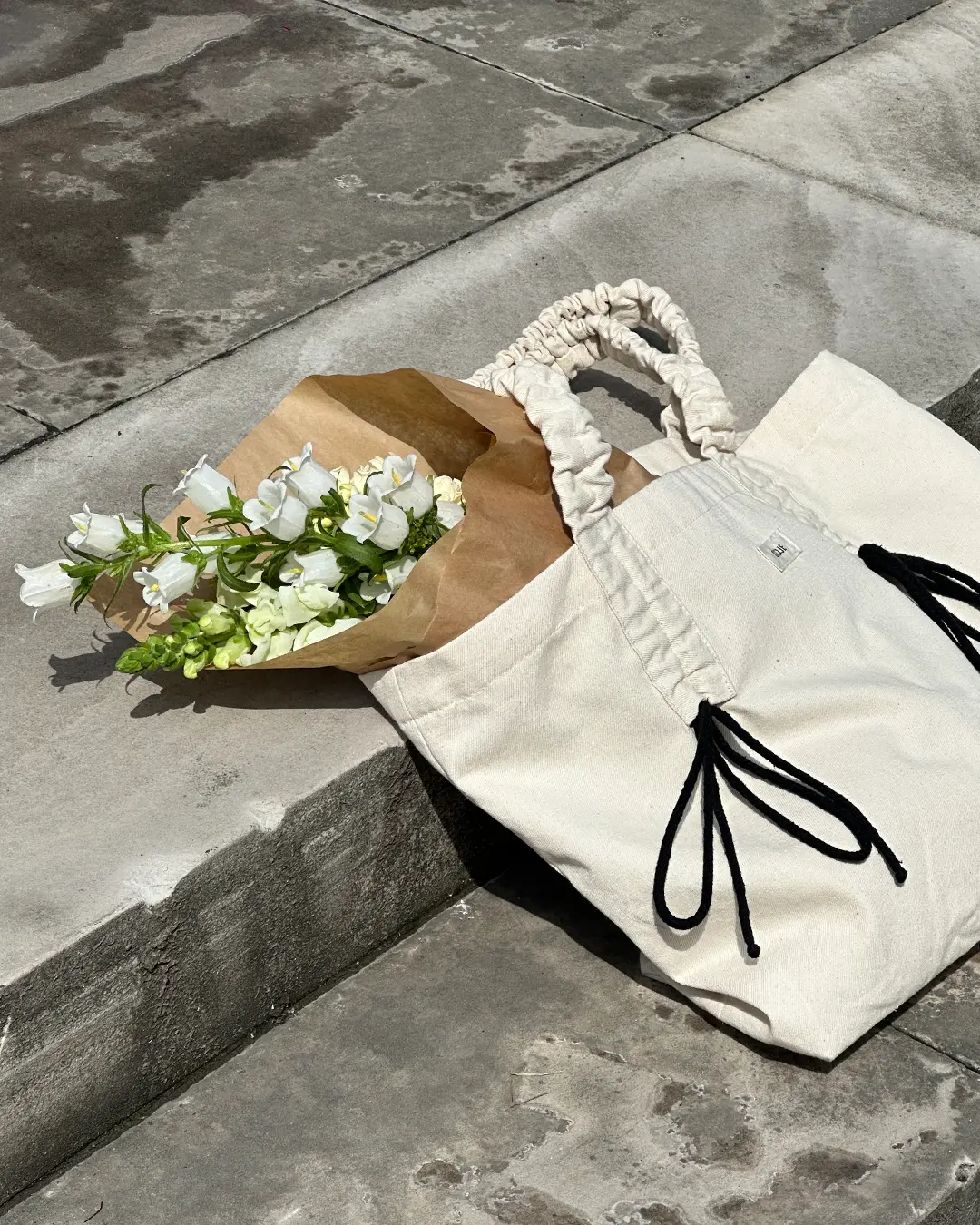 Bawełniana shopperka Shopperka Classic Czarna classic czarna handmade regulowany pasek - Czaje Polska